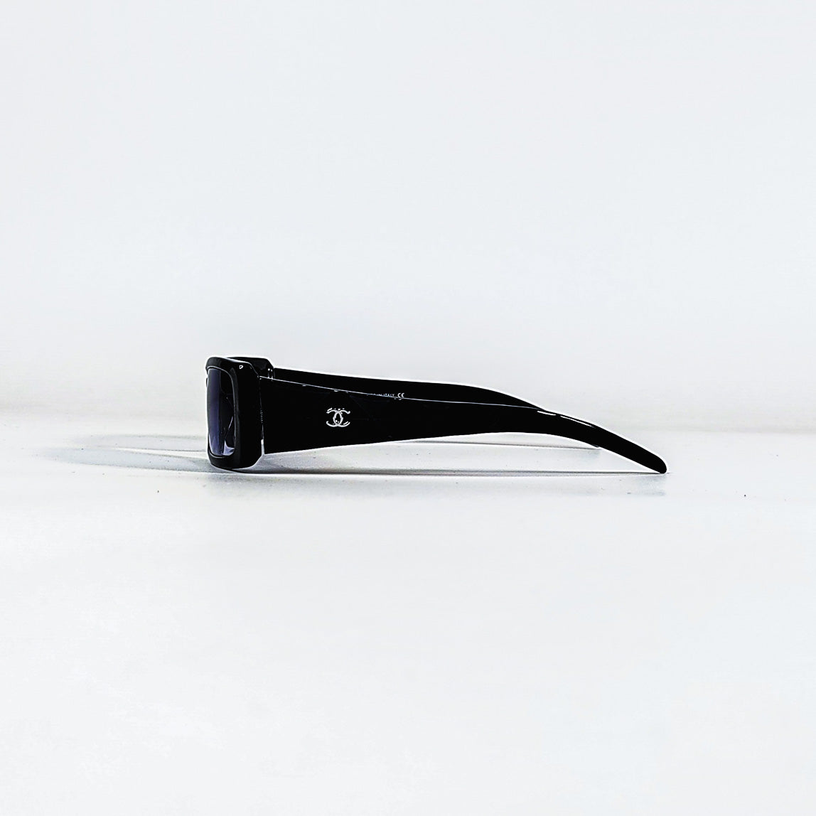 lunettes vintage chanel 5046 C501/9 noir matelassé – profil gauche