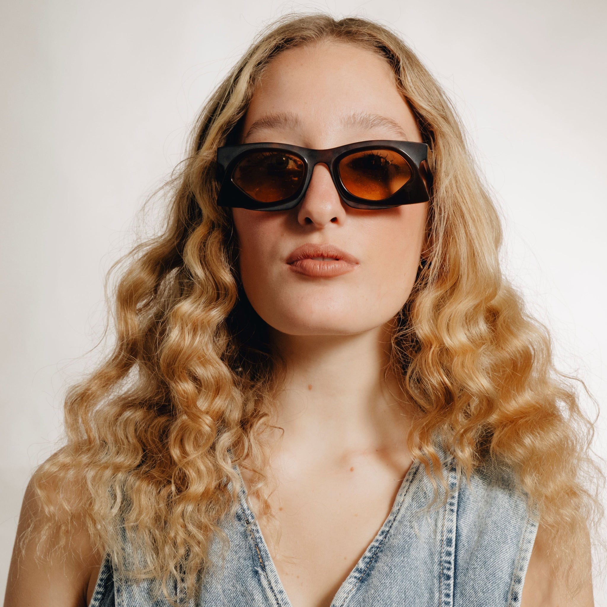 Tikko – forme angulaire originale - Vision janine