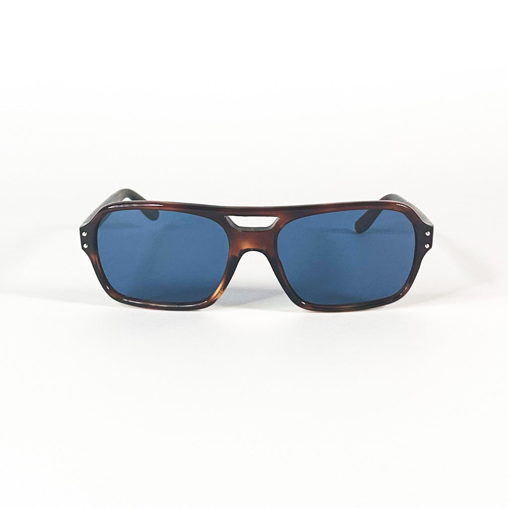 Lunettes de soleil vintage années 1980 – face avant avec monture écaille et verres bleus