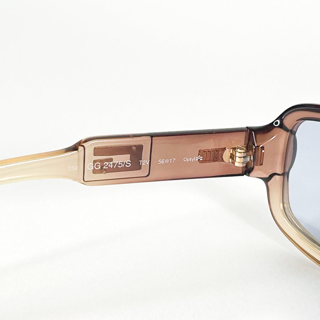 Lunettes Gucci GG 2475/S vues de dessus, branches croisées