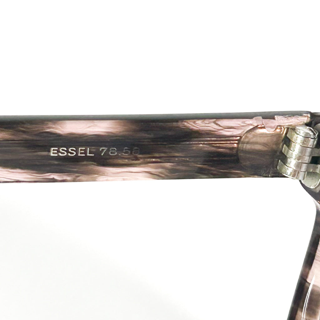 Marquage intérieur "Essel 78.58" sur branche