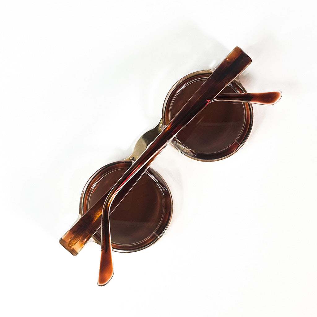 vue-laterale-gauche-branche-acetate-ecaille-brun-clair-detail-metal