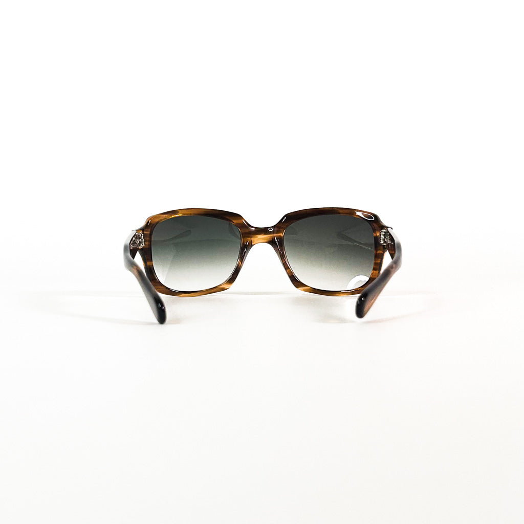 	Vue frontale serrée des lunettes Boris, sur fond blanc