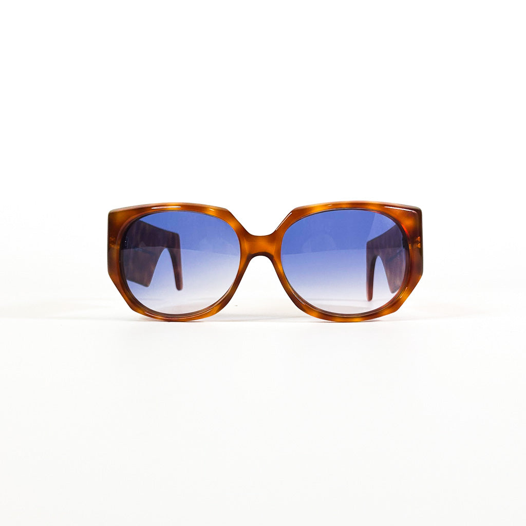 Lunettes Valentino fermées vue du dessus