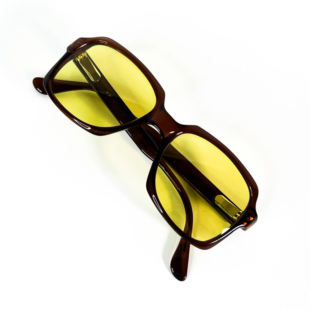 lunettes vintage acétate brun verres jaunes pliées