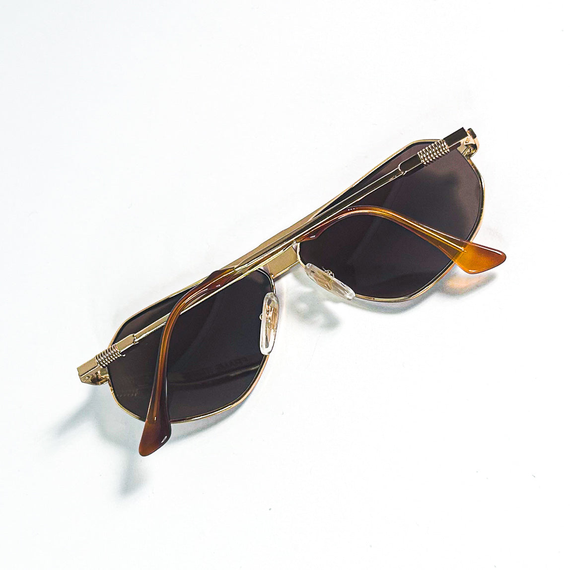 Lunettes Kappa 250 dorées avec verres marron foncé, arrière