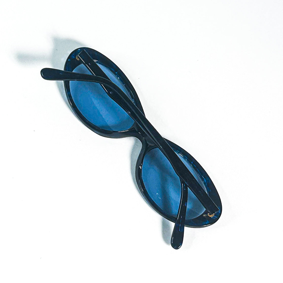 Vue arrière avec branches croisées – lunettes SR 79