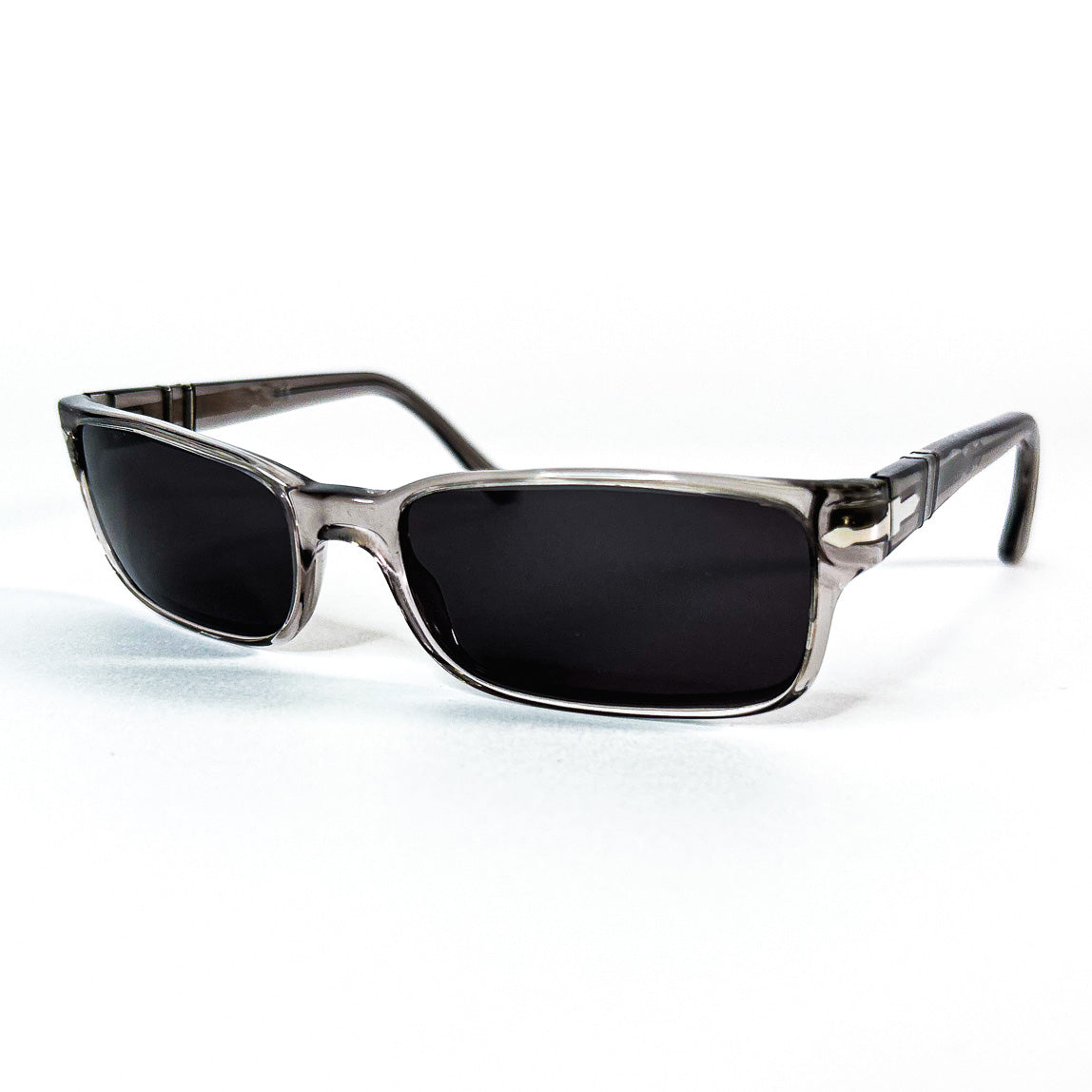lunettes Persol 2834-S vue en perspective verres gris foncé