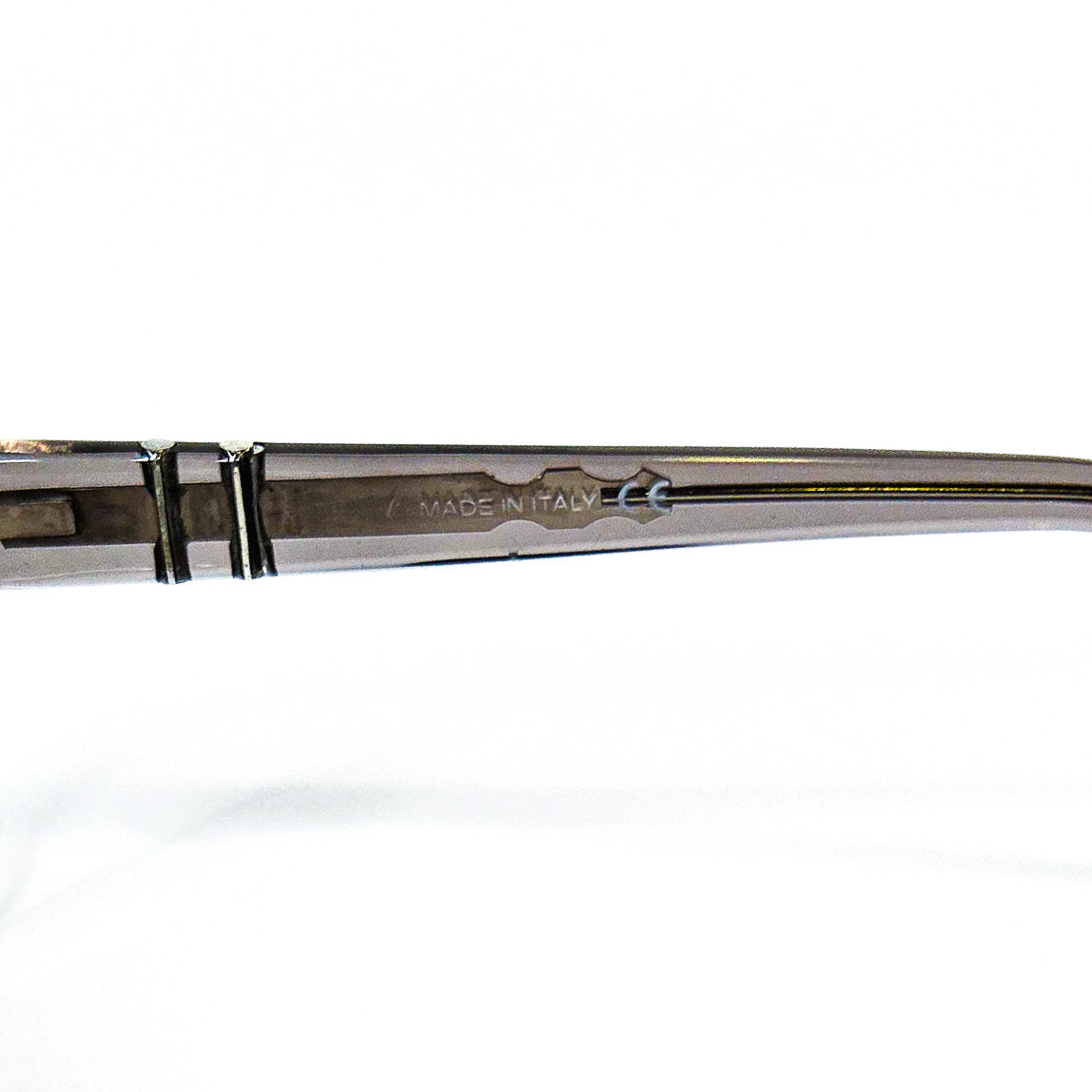 gravure made in Italy lunettes Persol 2834-S
