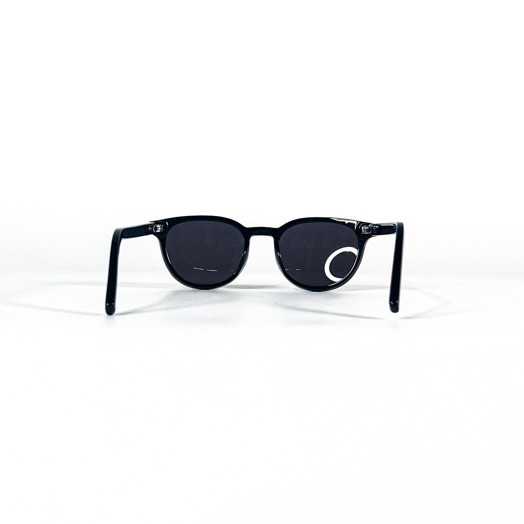 Vue de face Saint Laurent Classic 10 noir ronde