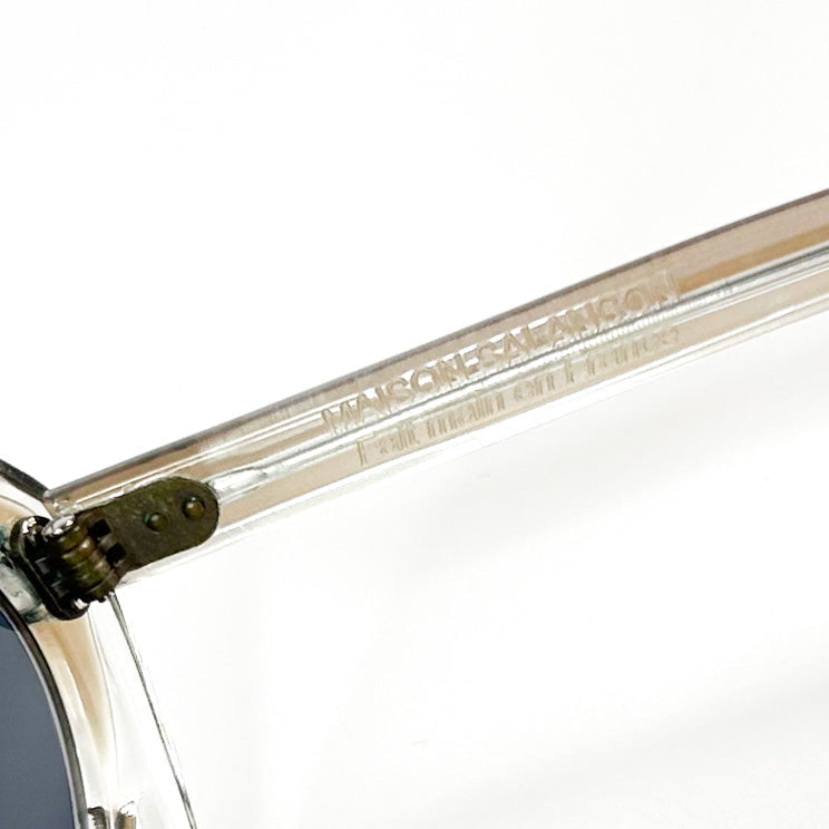 Détail branche lunettes Maison Salanson avec inscription made in France