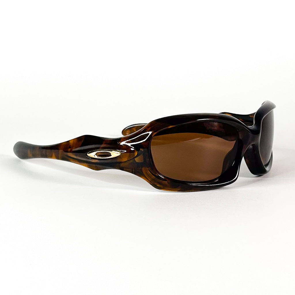 Oakley lunettes vintage écaille, vue de face verres marron