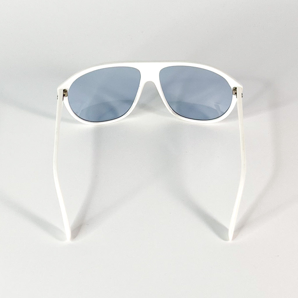 Lunettes Cébé 201 blanches – profil avec logo visible sur la branche