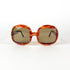 Face avant des lunettes de soleil vintage – design téléviseur carré en acétate écaille, années 1970