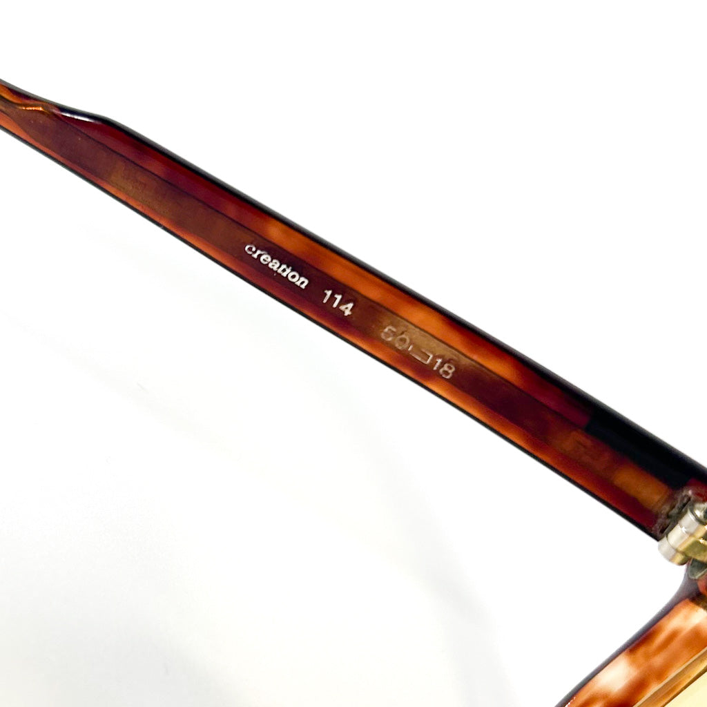 Vue de côté des lunettes Jean Lempereur Création 114, design vintage oversize