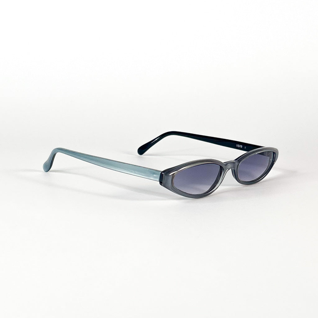 Vue en perspective des lunettes Paragraphe 1519 avec branches noires et bleu-gris translucide