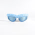 Lunettes de soleil Bottega Veneta BV1209S vue de face, shield bleu ciel tressé Intrecciato et verres miroir bleu.