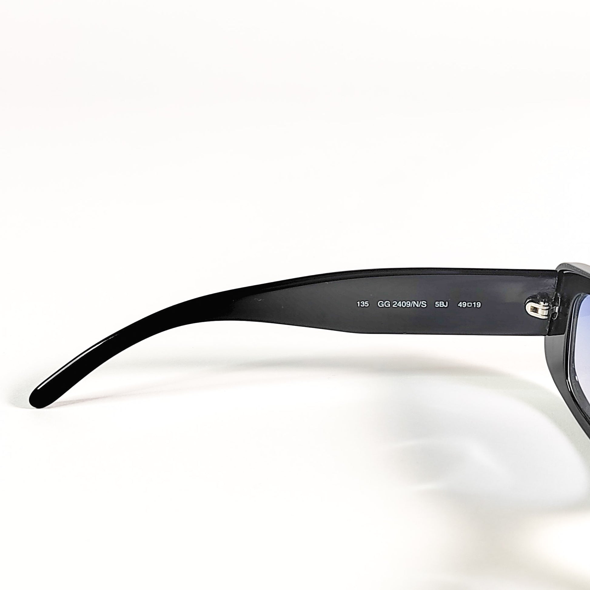 Gucci GG 2409/N/S, marquage intérieur de branche : 135 GG 2409/N/S 5BJ 49-19.