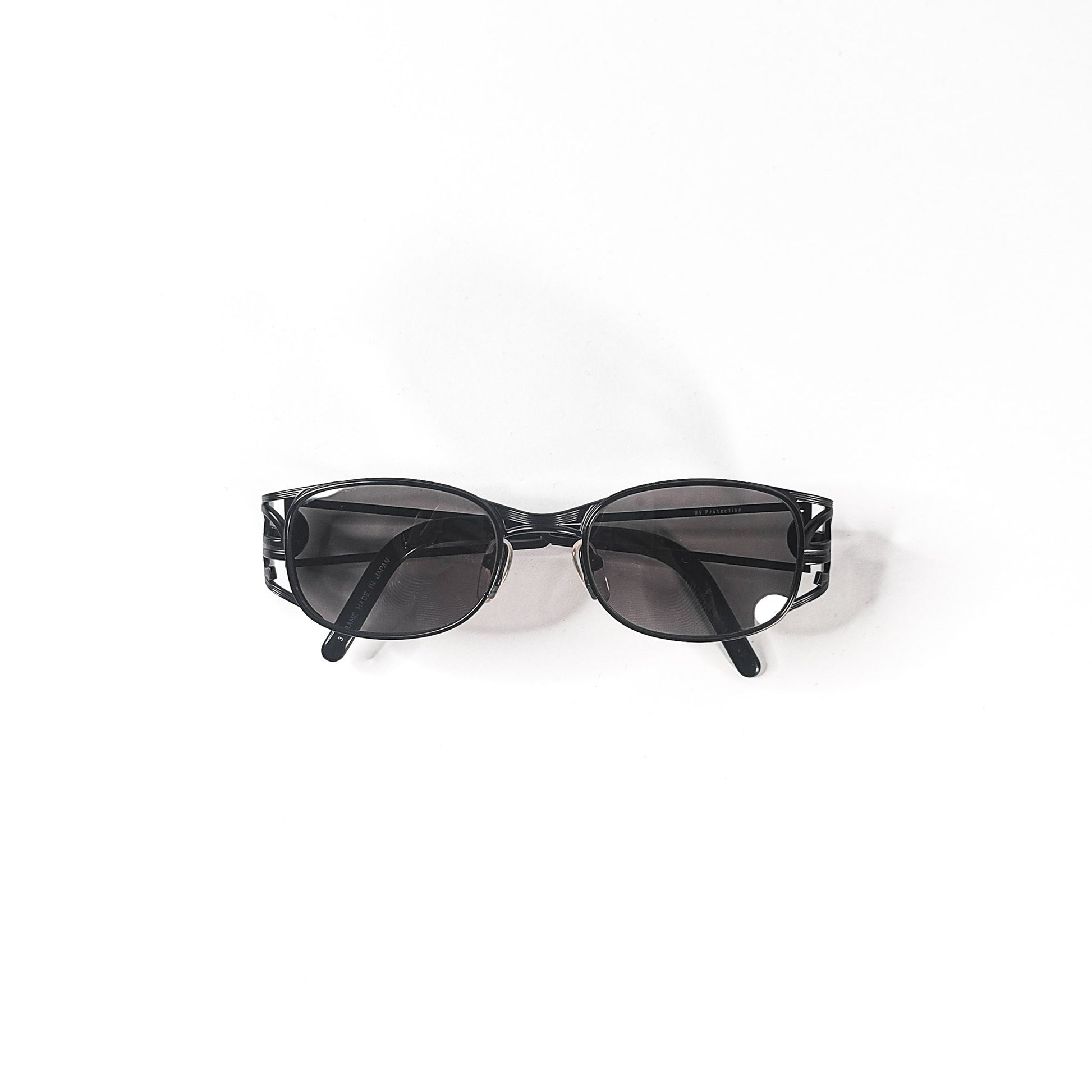 Jean Paul Gaultier 58-5101 vue de dessus à plat, inscription FRAME MADE IN JAPAN UV Protection lisible